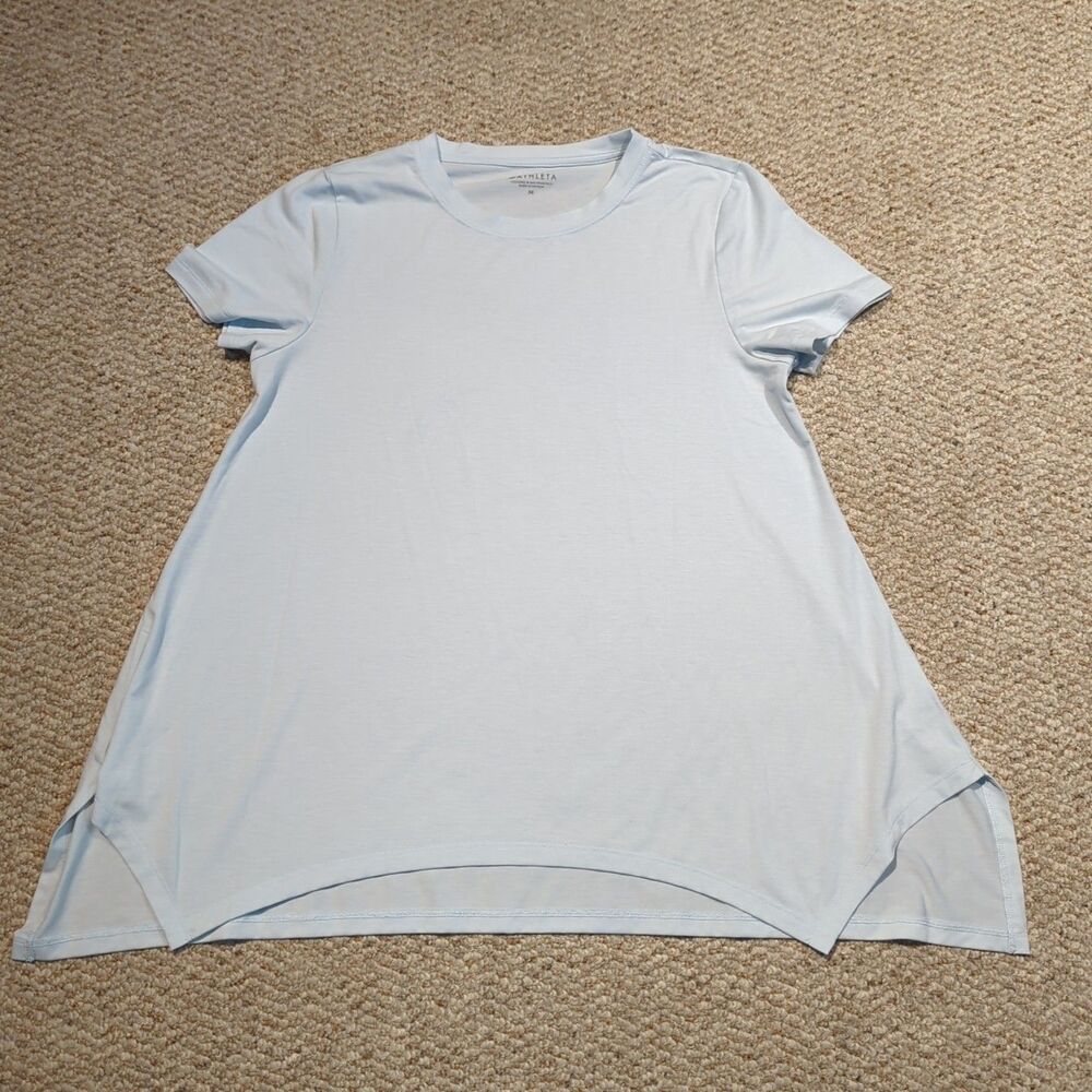 Athleta Essence Handkerchief Hem Top Medium Blue Womens Athletic Short Sleeve